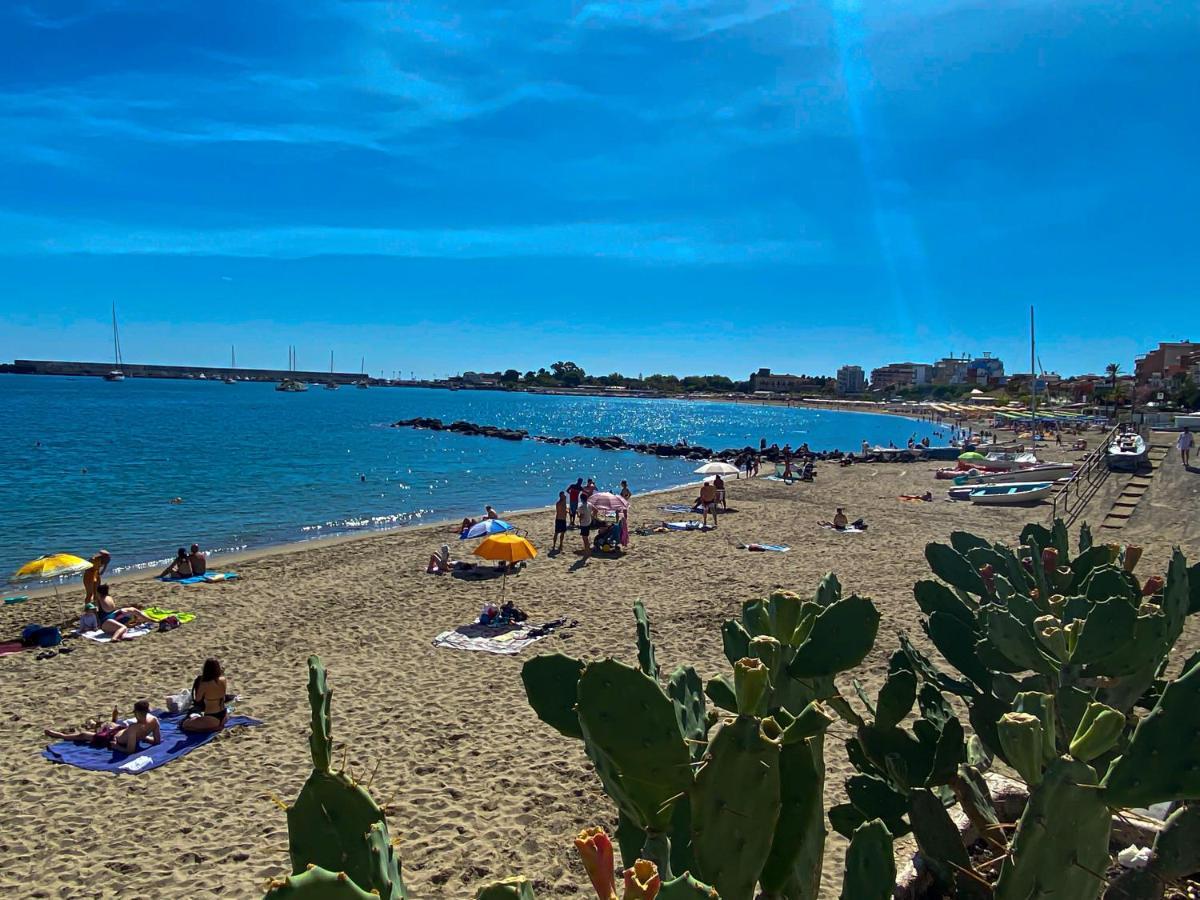 Alpha22 Apartment Giardini Naxos Eksteriør billede